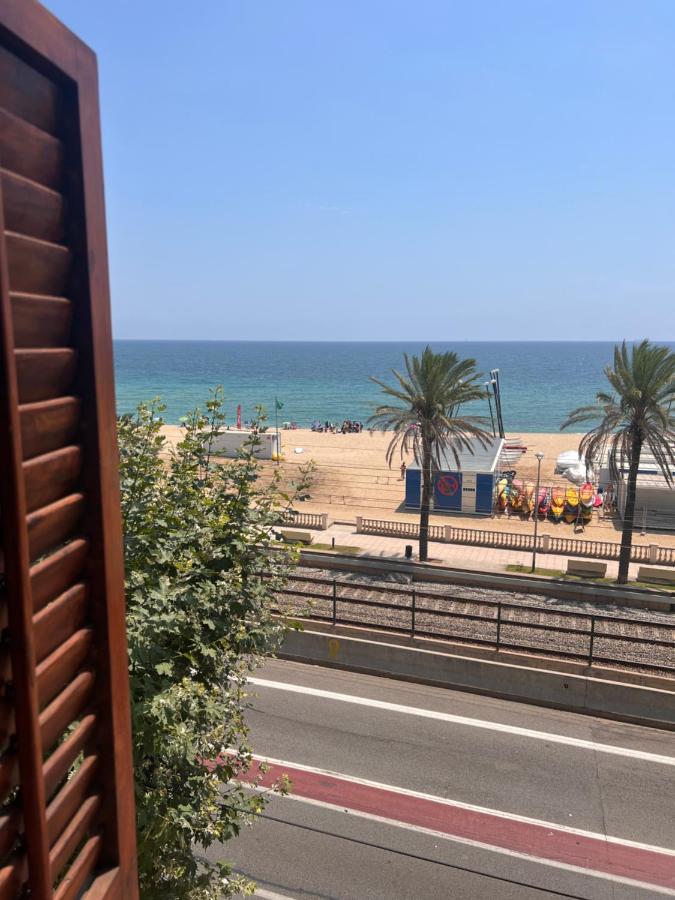 Vilador Beach Hotel Masnou Exterior foto